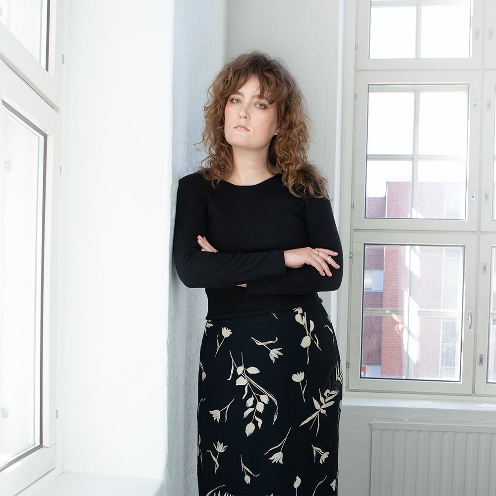 Oona Laine, Tiketin palveluasiantuntija